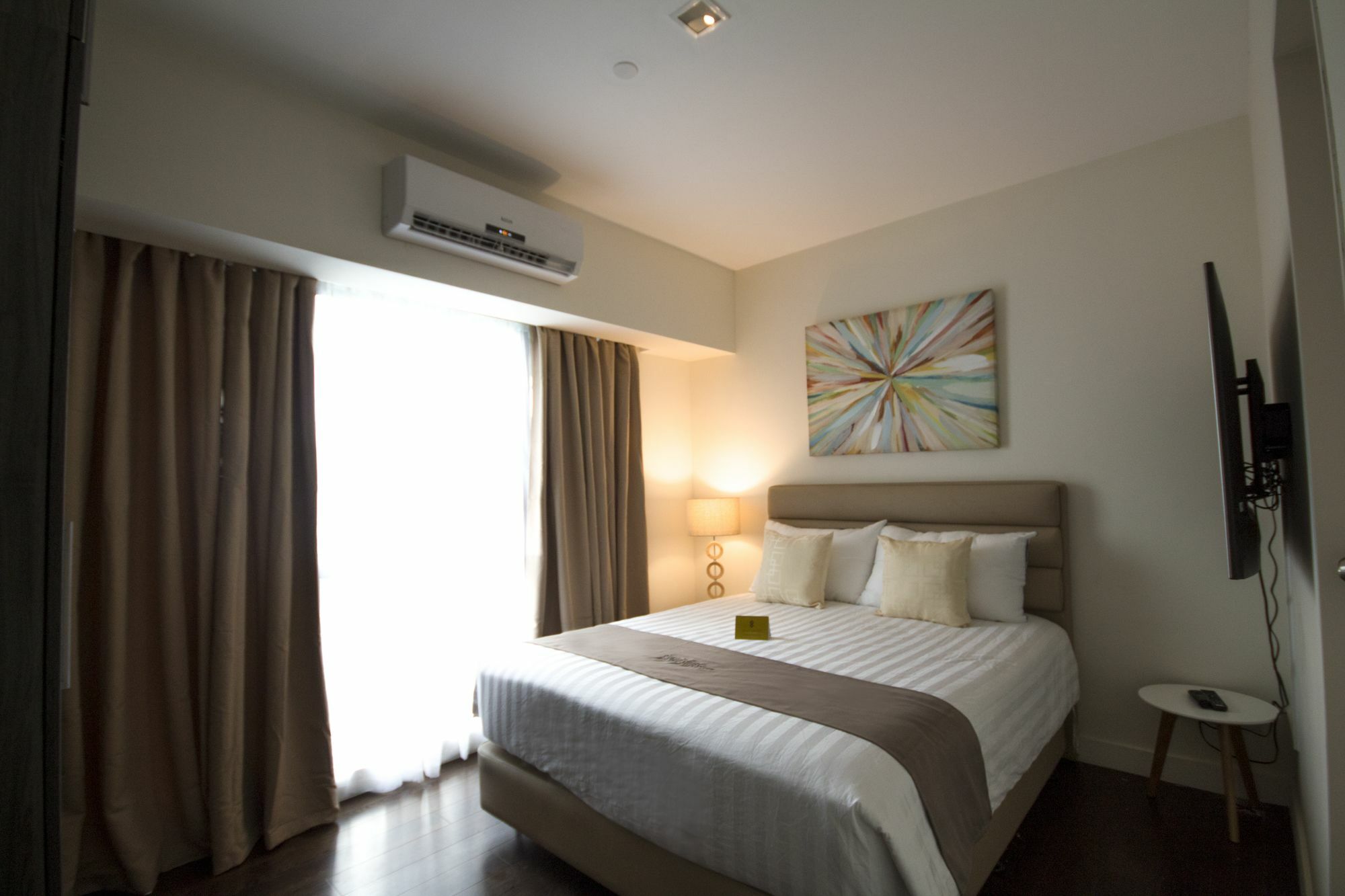 Siglo Suites @ The Acqua Private Residences Mandaluyong Exterior photo